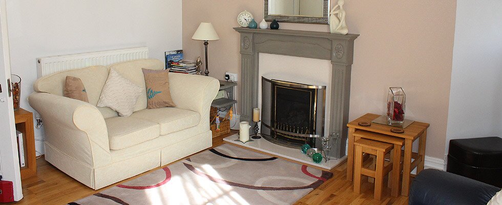 Relax In The Guest Lounge